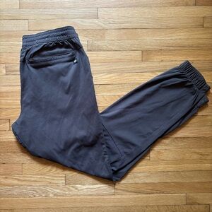 686 Everywhere Mens Medium Relaxed Tech Stretch Hiking Gray Pants Joggers